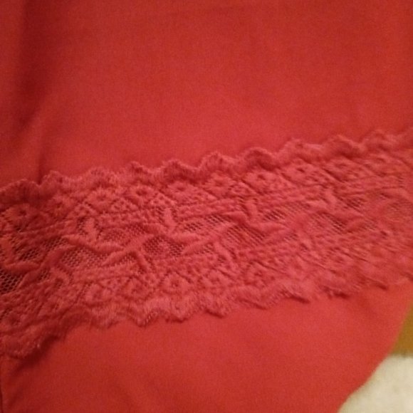 Ladies Blouse size L . NWT - Picture 4 of 4